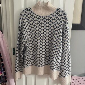 NWOT For The Republic Patterned Cream and Blue Women's Sweater